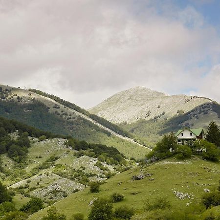 Hotel Valle Del Lupo Pescasseroli Eksteriør bilde